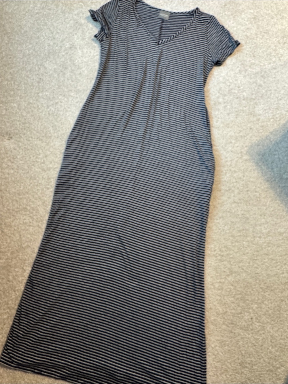 Striped Short-Sleeve Maxi Dress w/Pockets- Black/White